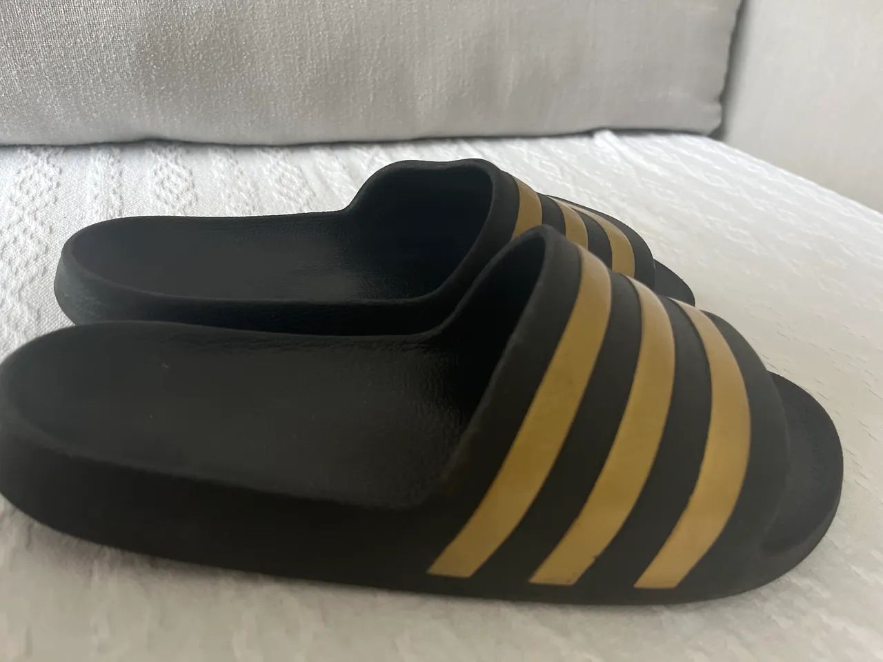 CHINELA ADIDAS EXCELENTE - Foto 2