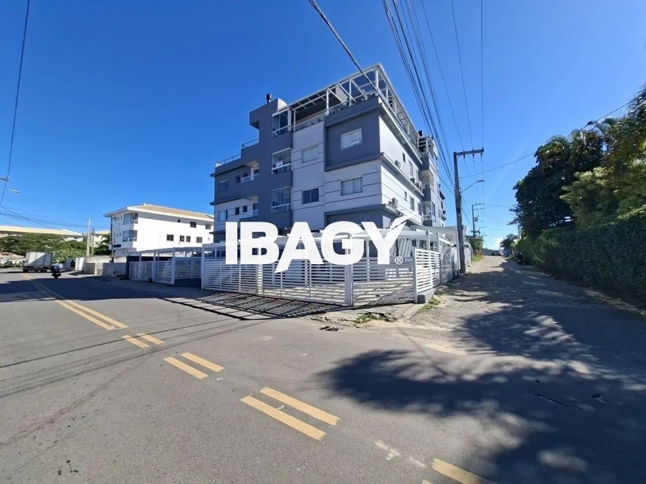 Excelente Apartamento 2 dormitório(s) em Ingleses do Rio Vermelho - Florianópolis