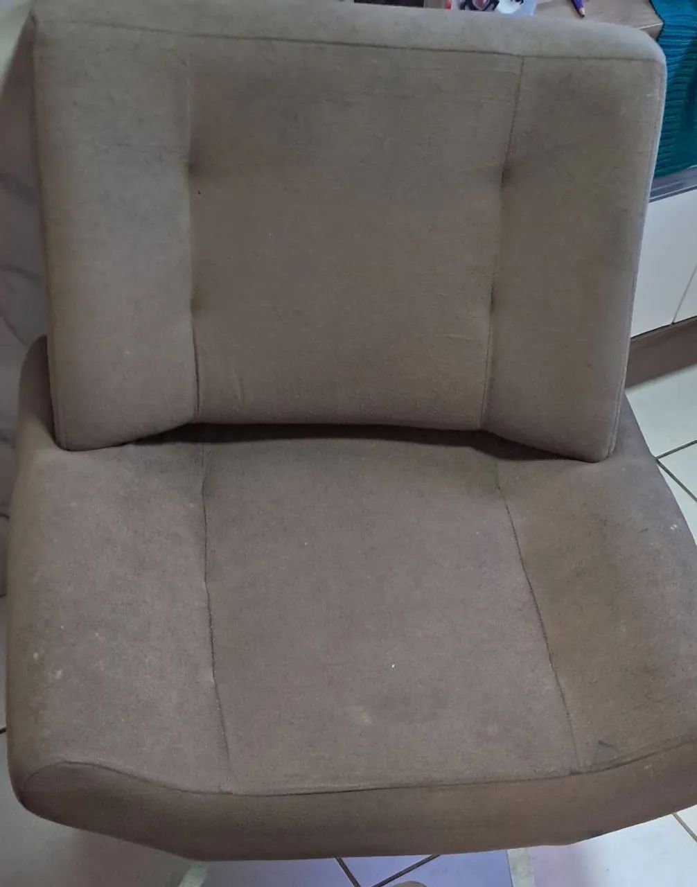 Duas poltronas e um puff. - Foto 3