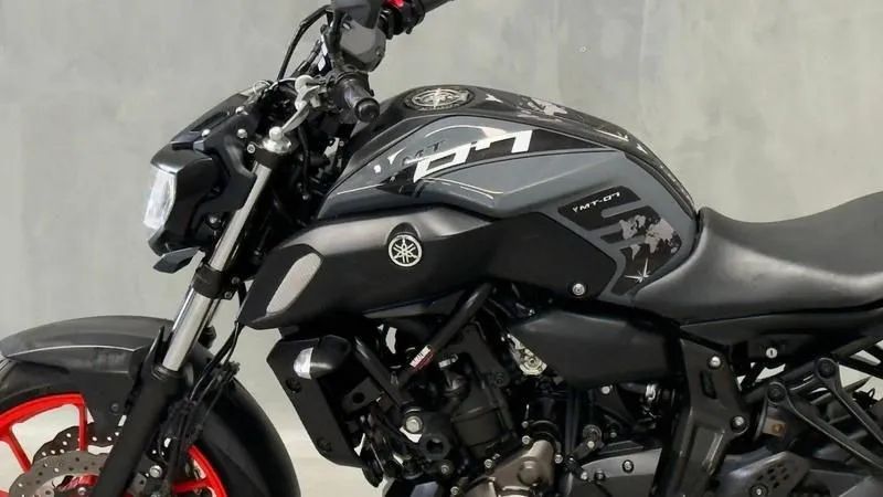 YAMAHA MT07 ABS 2023 - Foto 4