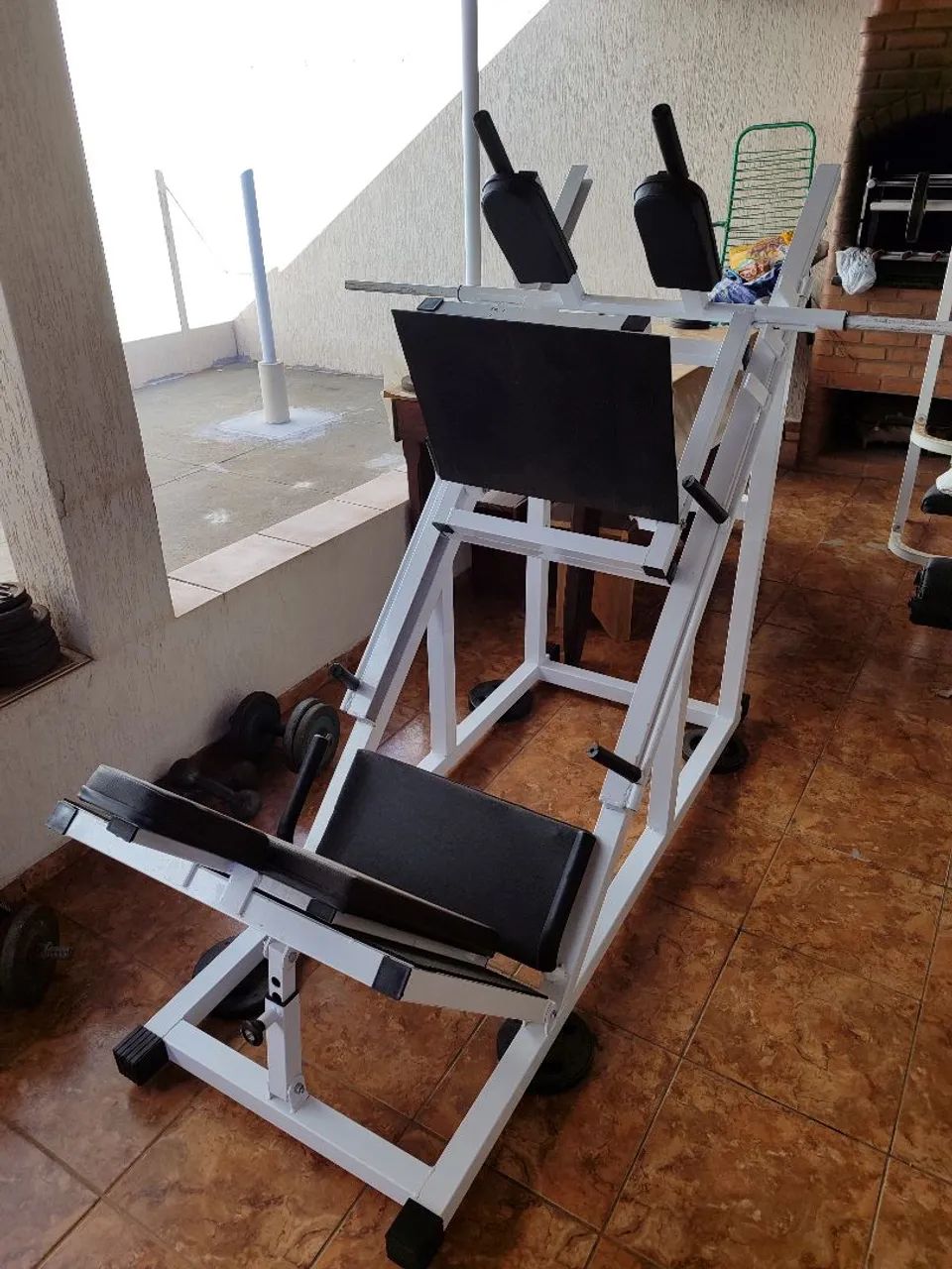 Leg Press 45 conjugado com Hack agachamento - Foto 5