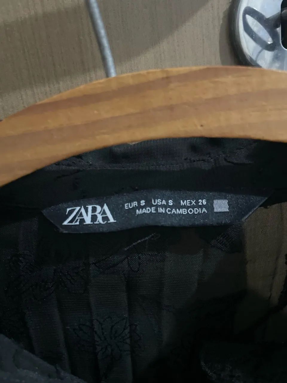 Blusa social ZARA - Foto 3