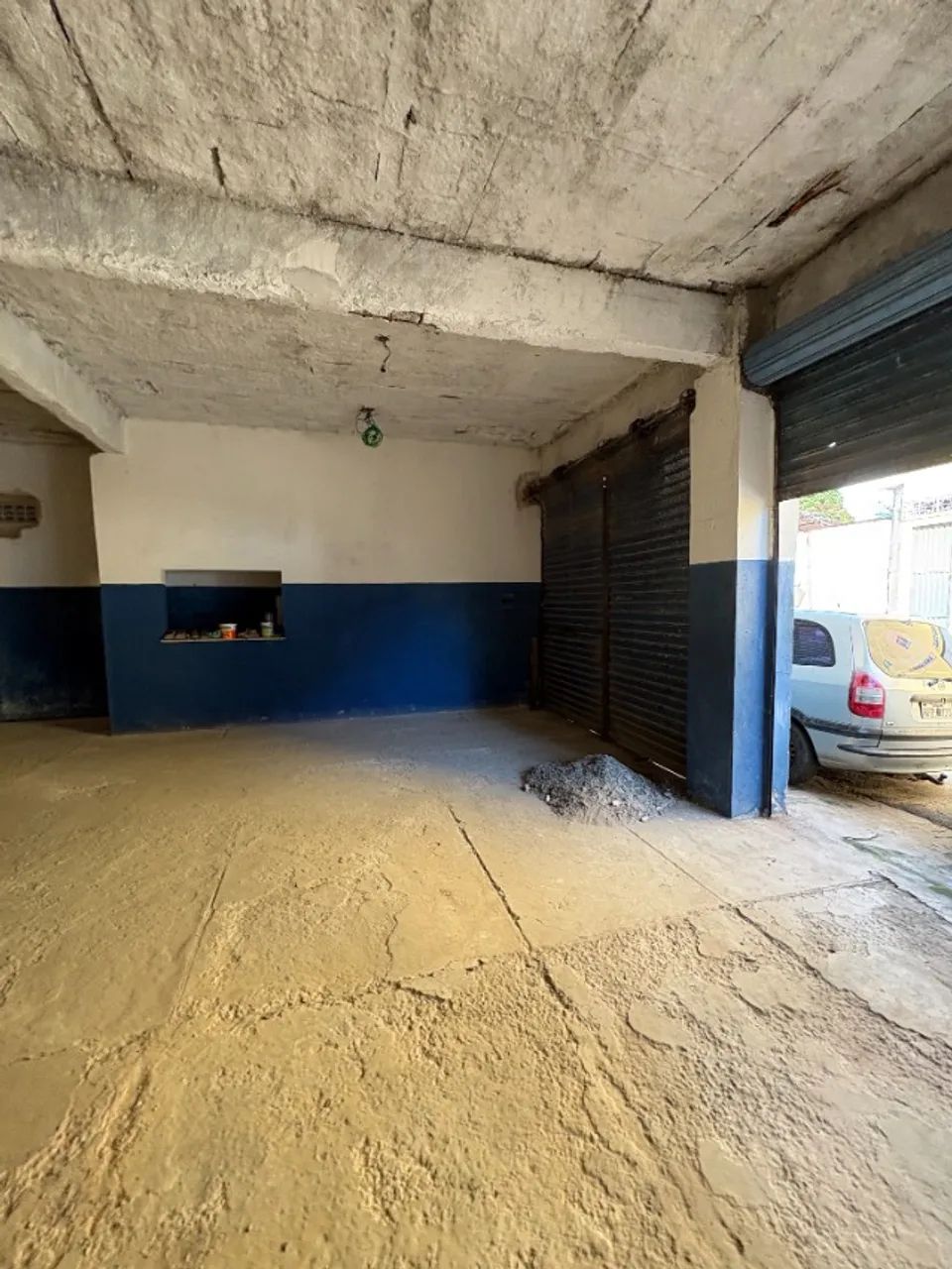 Galpão com 200m2 em Mussurunga com área de construída em cima e acesso para duas ruas - Foto 2