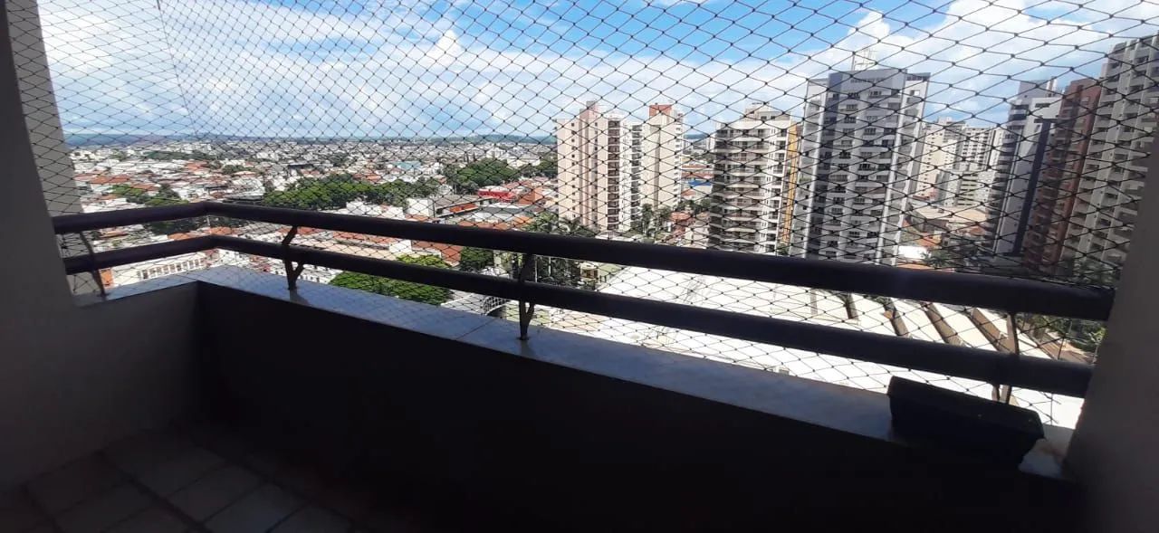 Vendo Apartamento Centro.