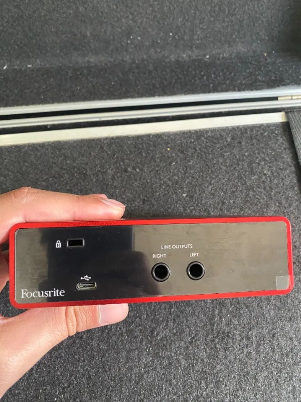 Interface Focusrite Scarlett Solo 3rd Gen  - Foto 3