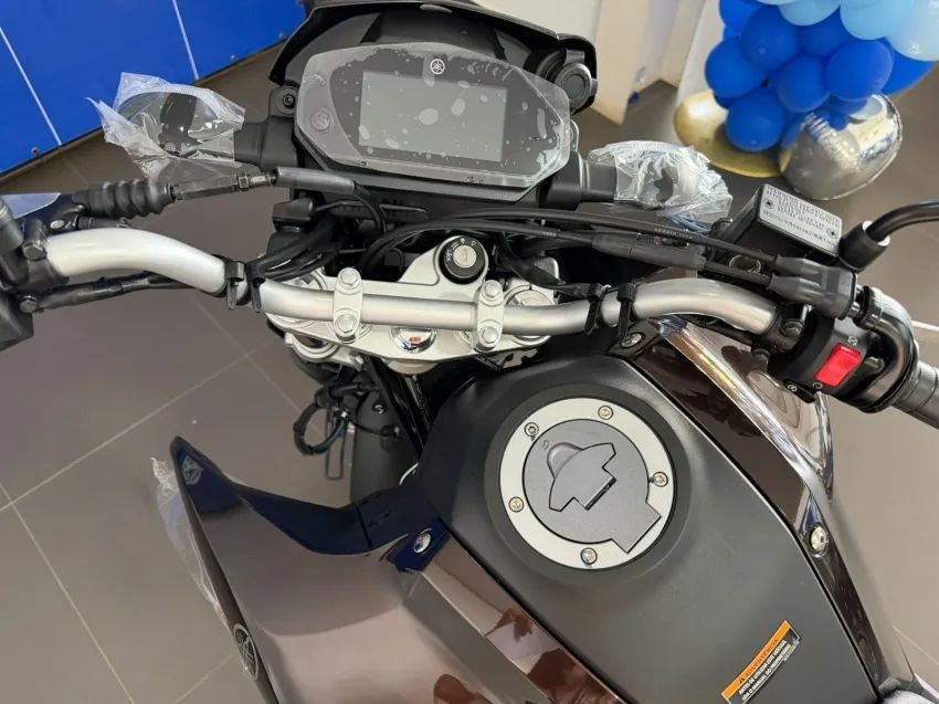 Yamaha XTZ Lander 250 ABS Connected - Foto 4