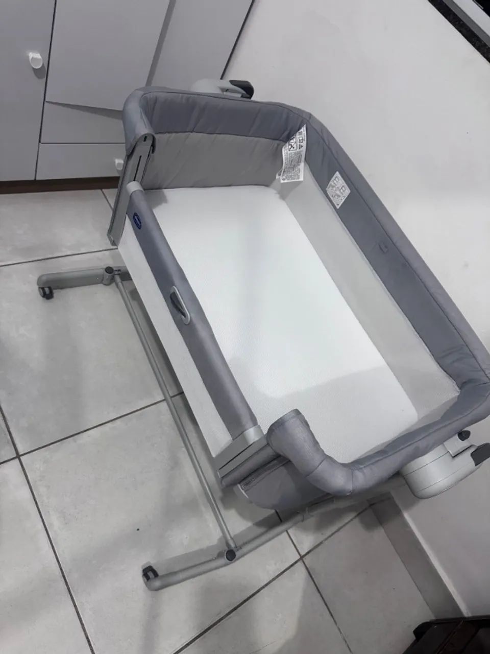 Berço chicco nex2me magic evo + ninho redutor  - Foto 2