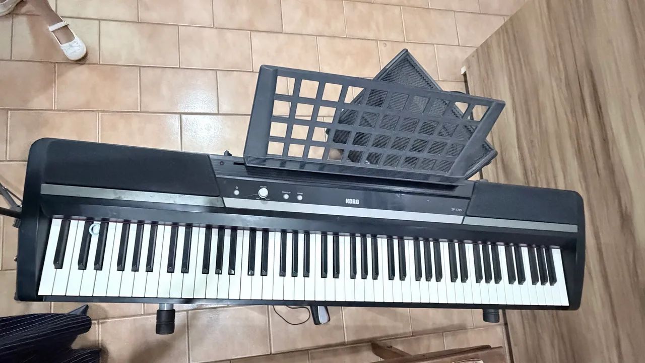 Piano Digital Korg SP-170S - 88 teclas - Foto 2