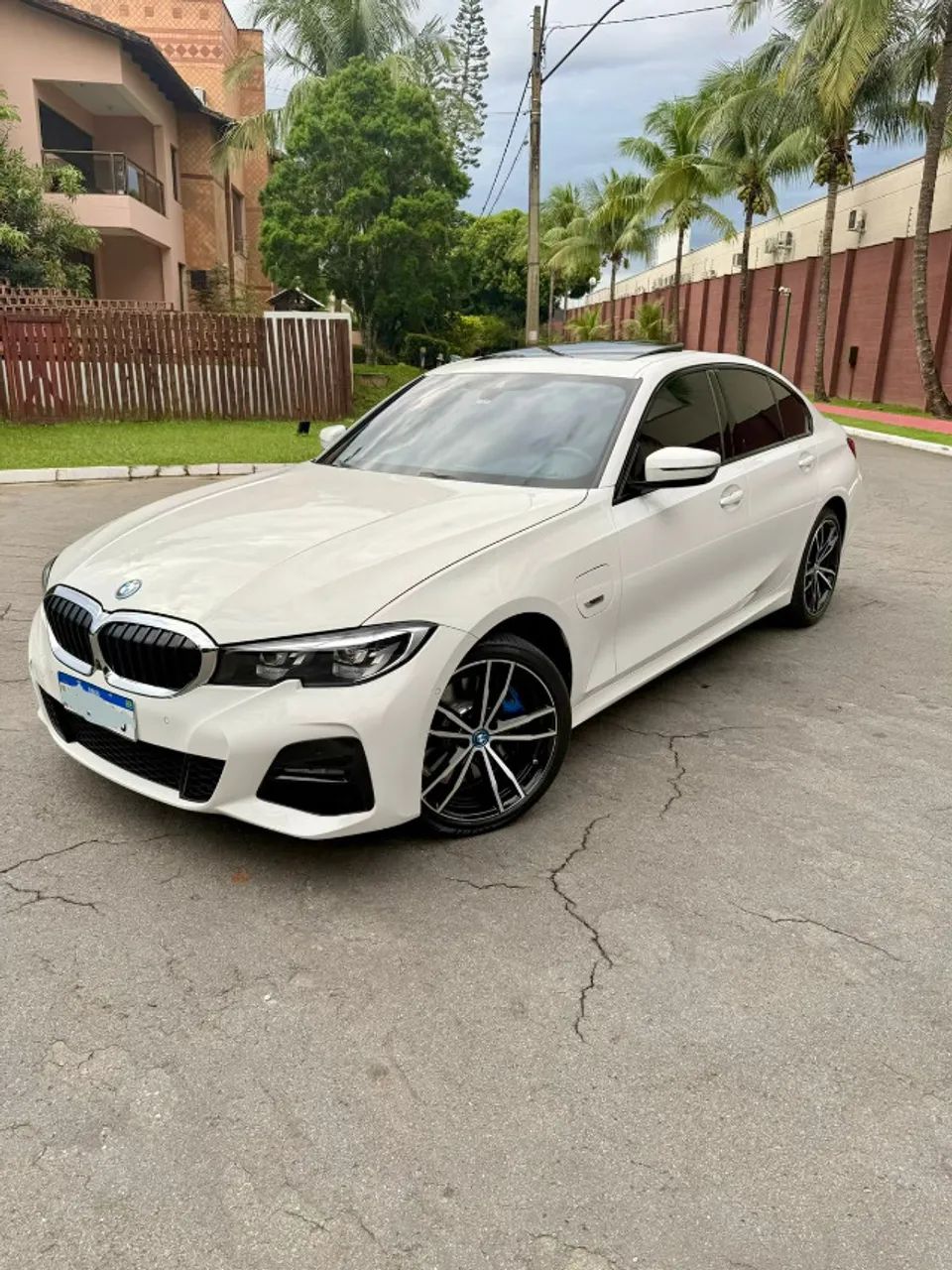 BMW 330E 330e M Sport 2.0 Turbo Aut. (Híbrido) 2022