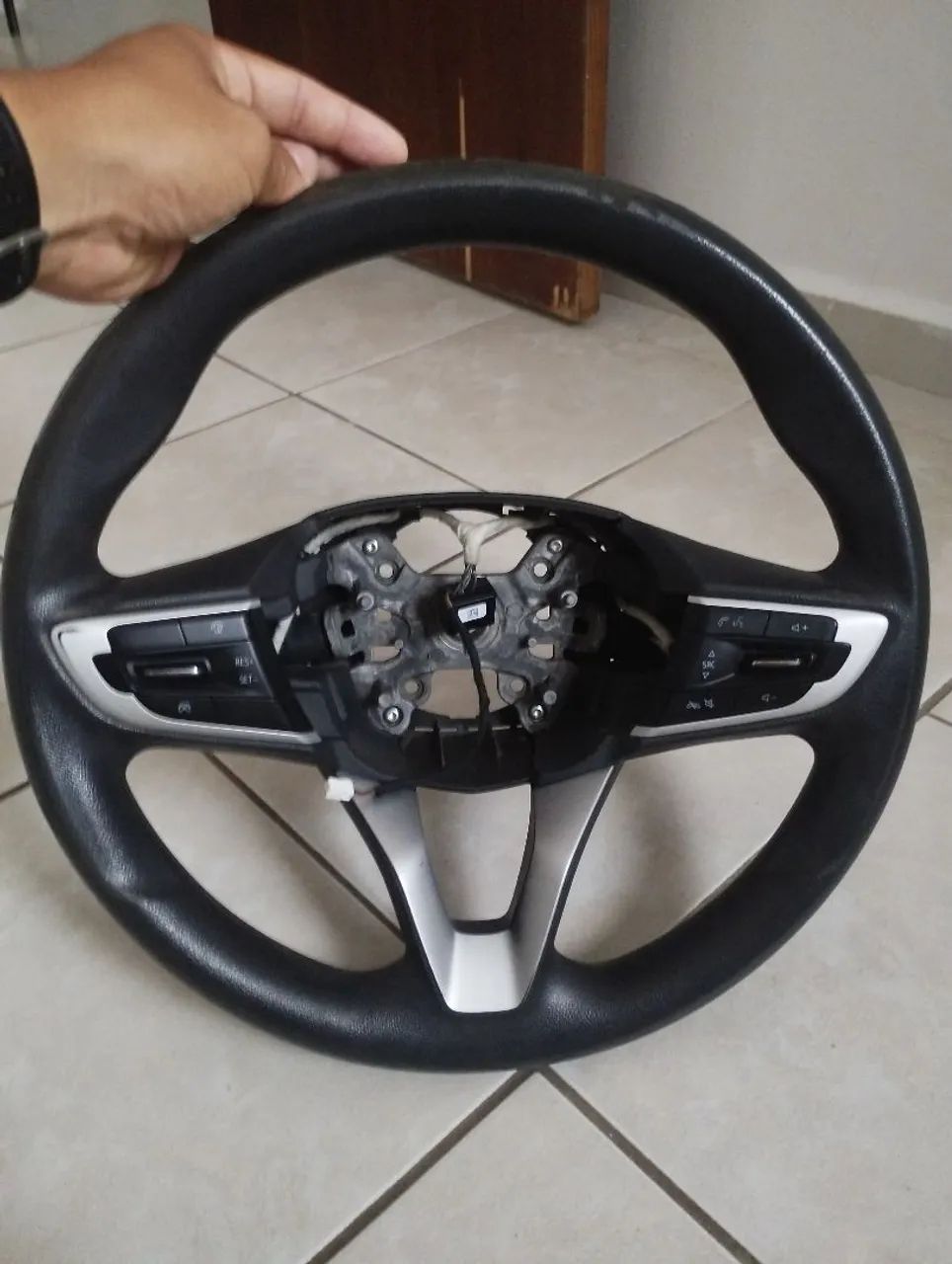 Volante direção GM Onix / Tracker Original 