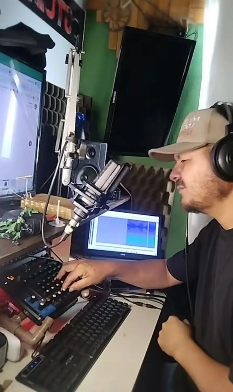 Gravação de vinhetas propagandas  - Foto 2
