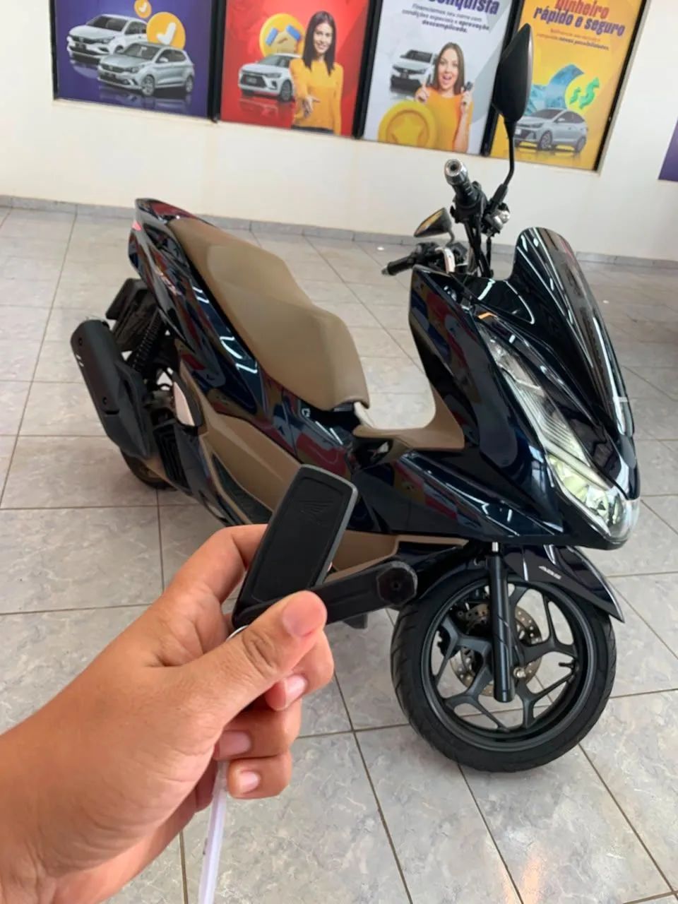 PCX 160 DLX - Foto 2