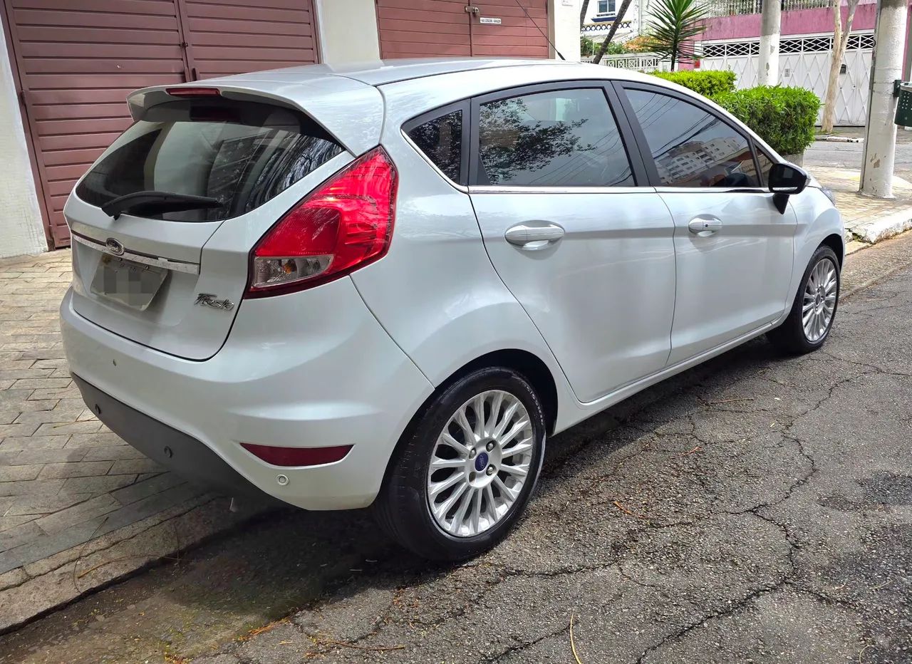 Ford Fiesta TIT./TIT.Plus 1.6 16V Flex Aut., foto 5 de 14