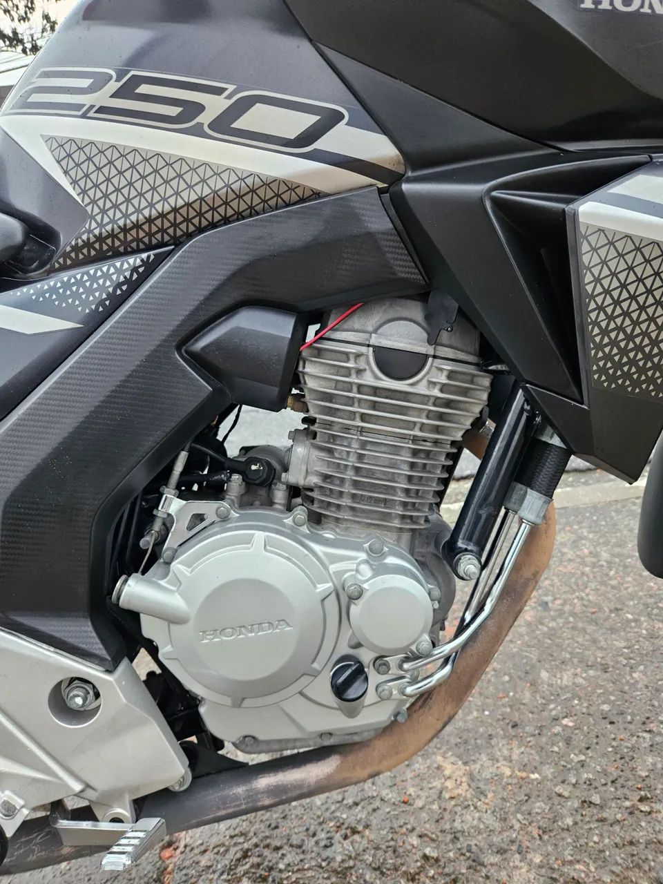 CB250F Twister ABS  - Foto 5