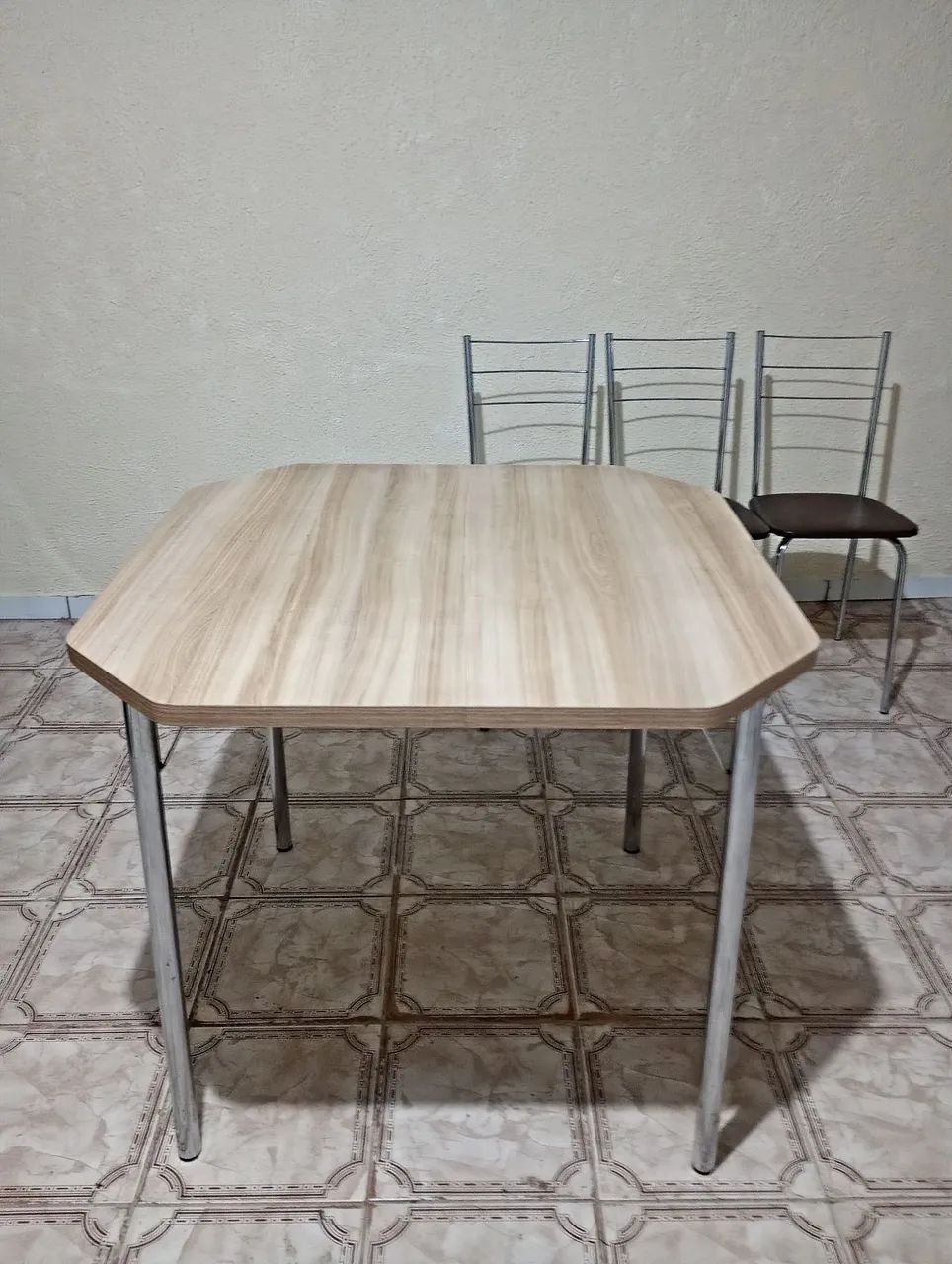 Mesa de cozinha Carraro em perfeitas condições  - Foto 3