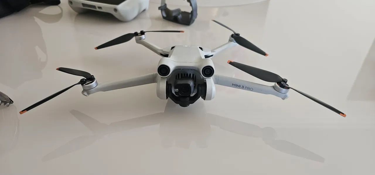 DRONE DJI MINI 3 PRO FLYMORE COMBO - Foto 2
