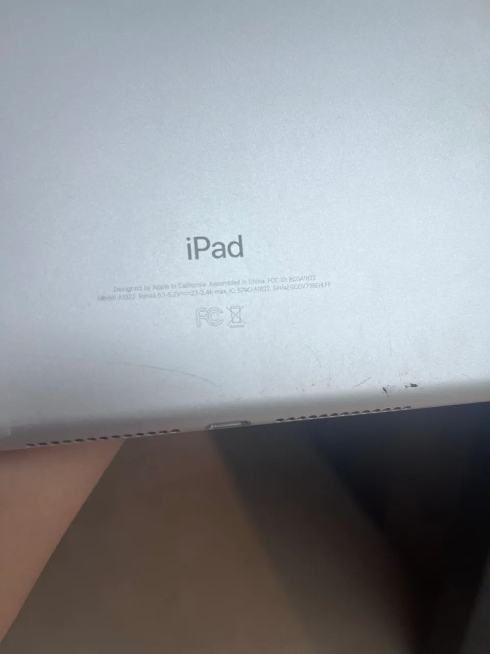 IPAD 5 geração, tela 9,7 polegadas, modelo A1822, tela quebrada  - Foto 5