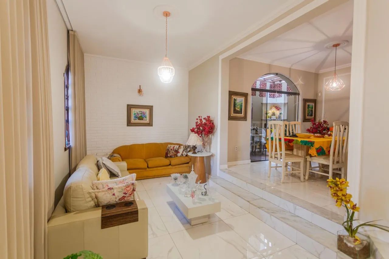 Casa à Venda - Santa Inês, 4 Quartos, 251 m2 - Foto 2