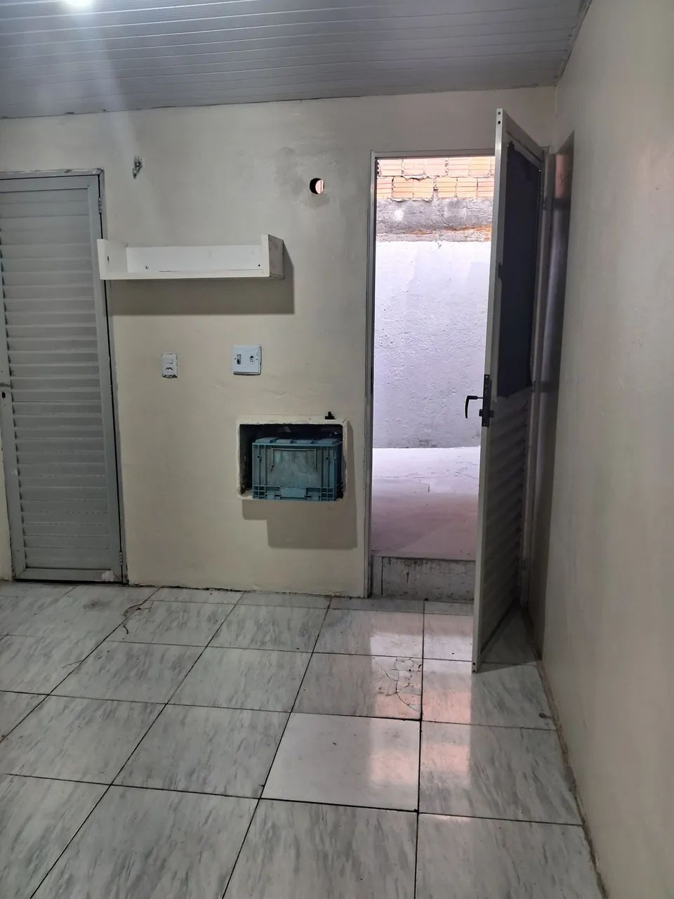 Aluga-se casa com ponto comercial!  - Foto 4