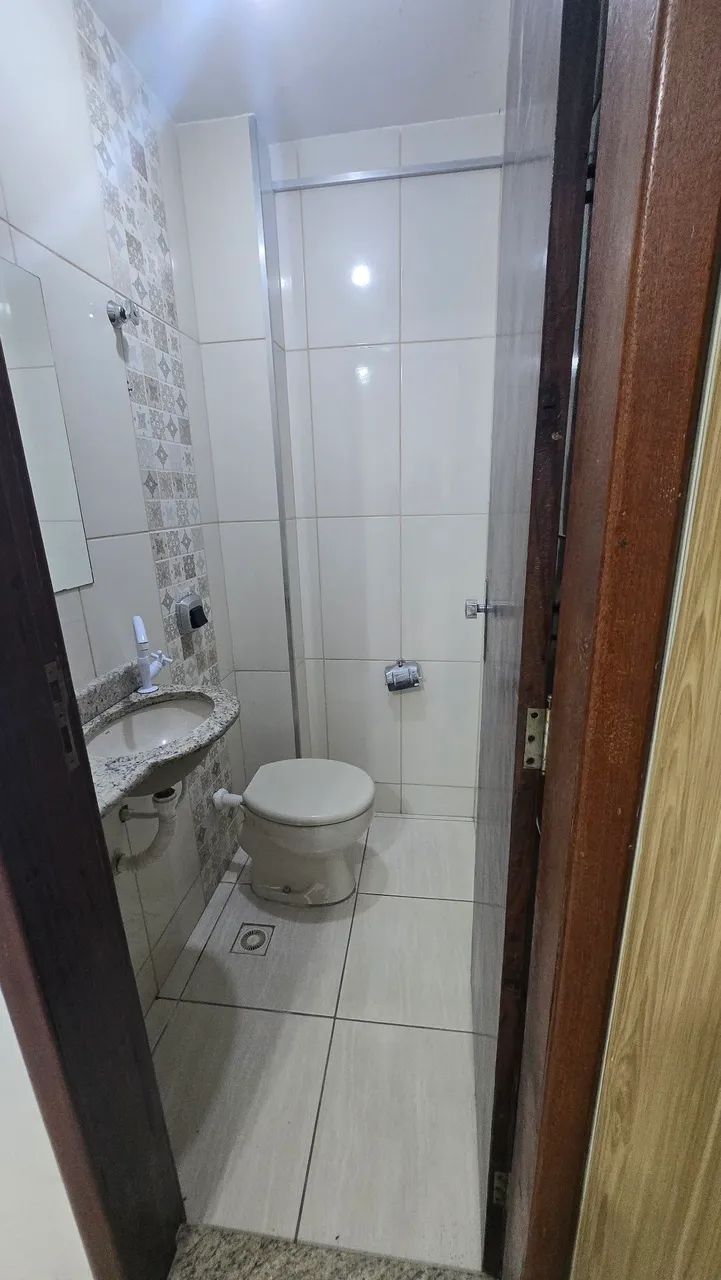 Aluguel de sala comercial no Ed. Garagem em Barra Mansa - Foto 4