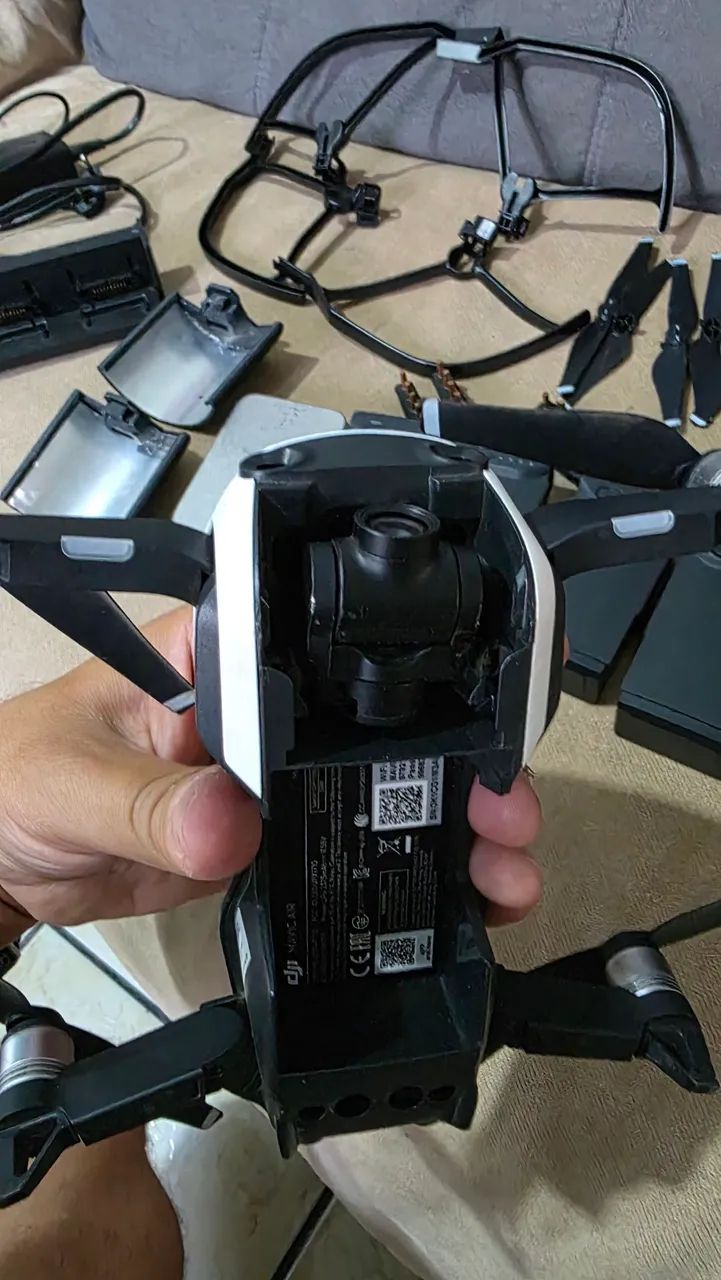 DJI Mavic Air com kit Fly More - Foto 5