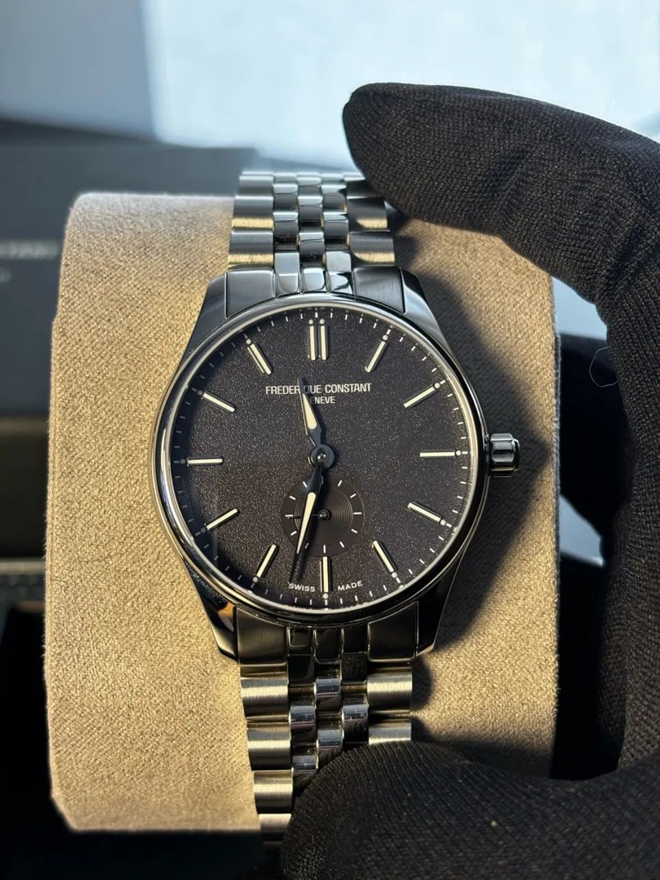 Relógio Frederique Constant 39 mm Automático Classics Small Seconds com Bracelete Jubilee - Foto 5