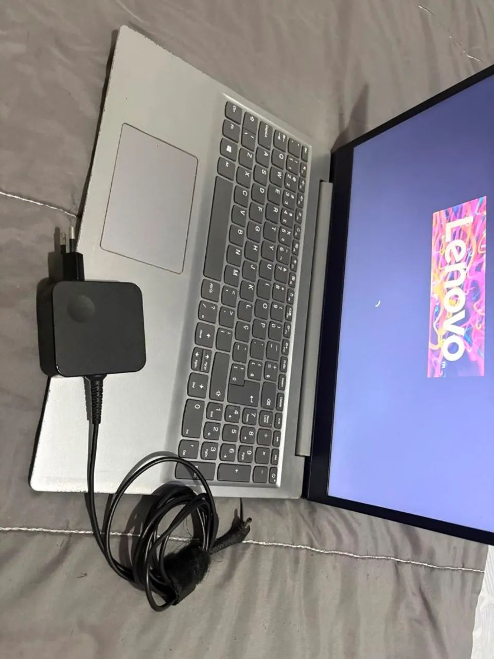 Vendo notebook lenovo - Foto 3