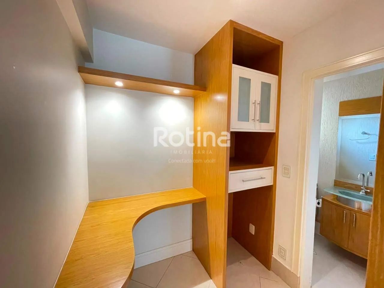 Sala comercial à venda no Centro de Uberlândia com 125 m² - Foto 3