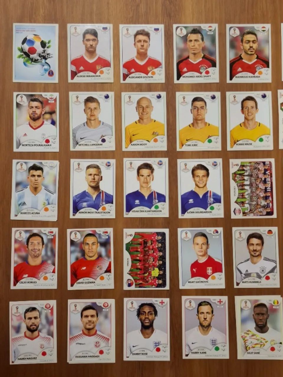 Lote De 66 Figurinhas Da Copa 2018 - Foto 2