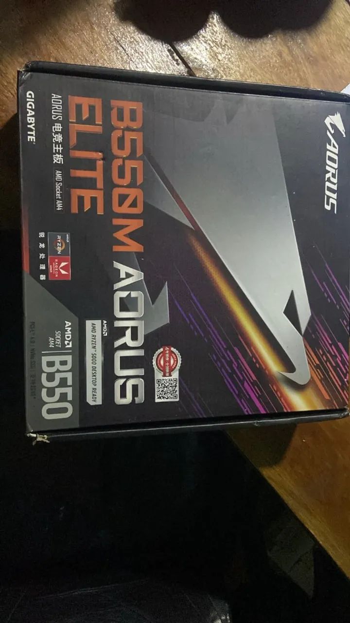 placa mãe aorus elite b550m nunca usada