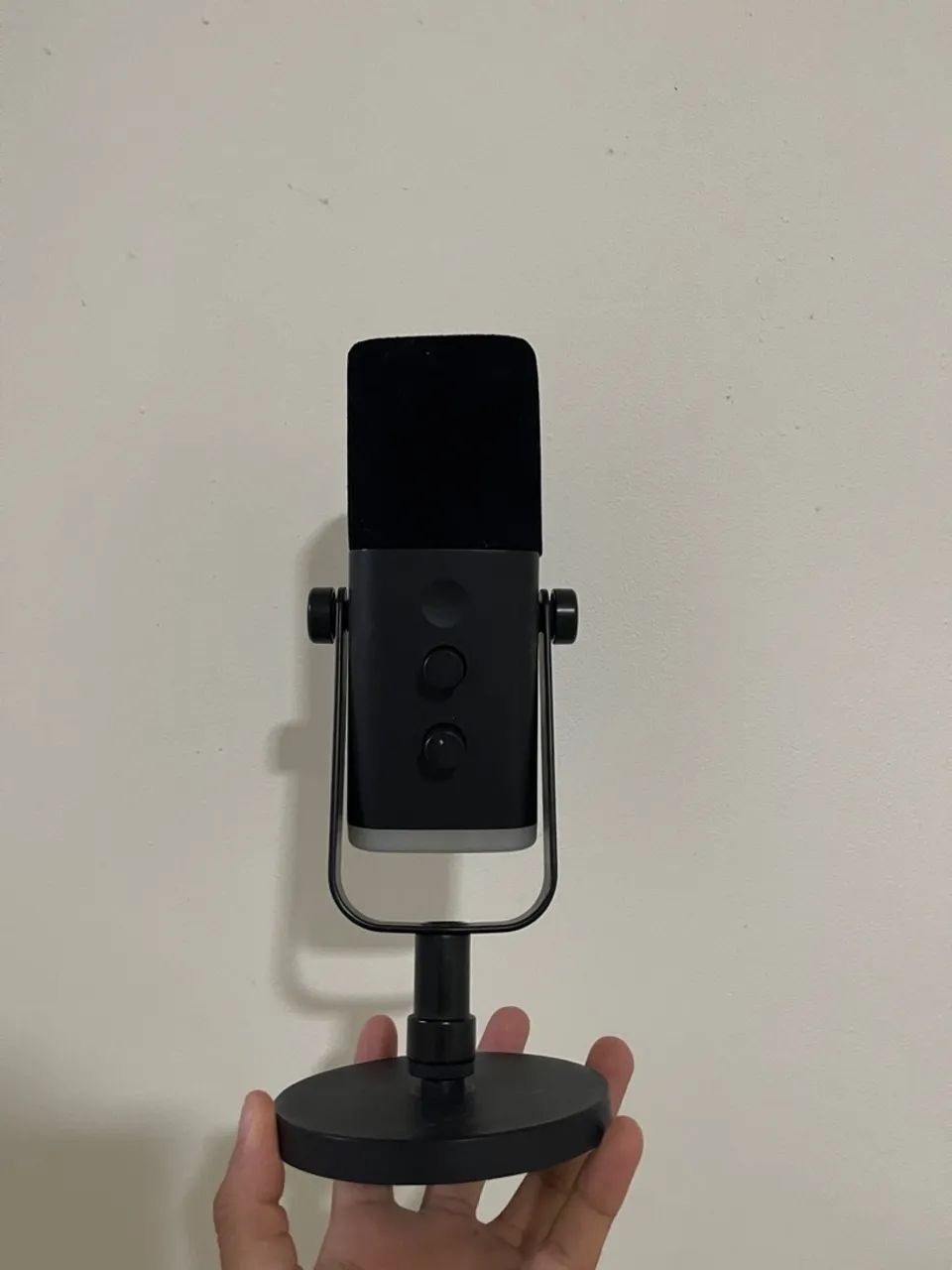 Microfone finfine AM8 
