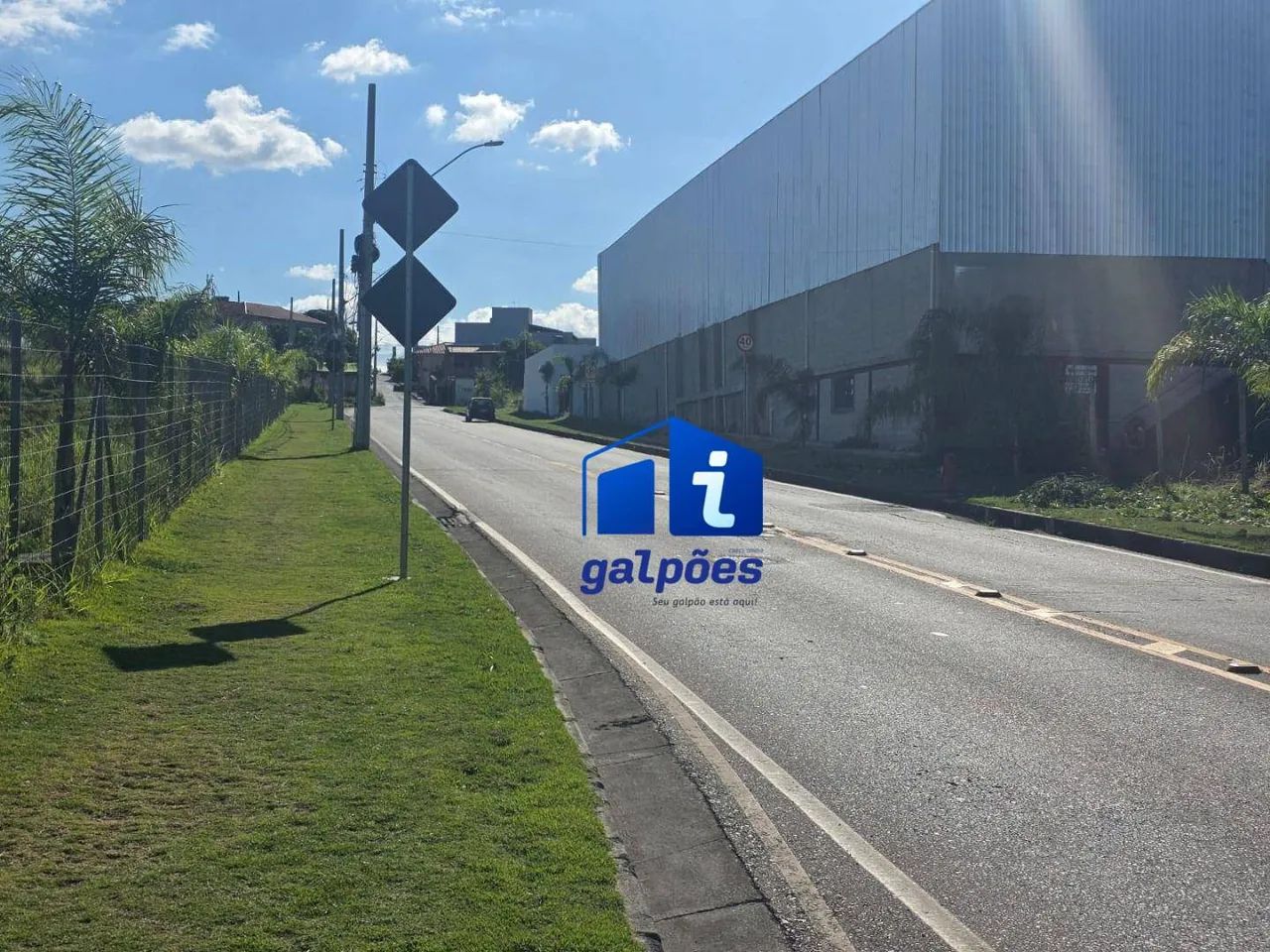 Galpão com 1.200m² no bairro Amazonas - Betim/MG