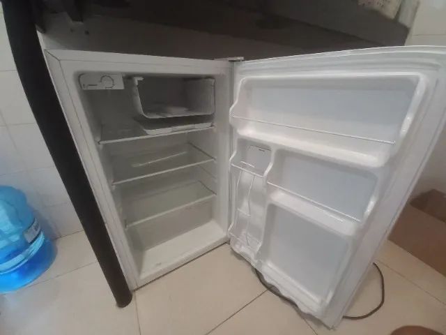 Frigobar Midea - Foto 3