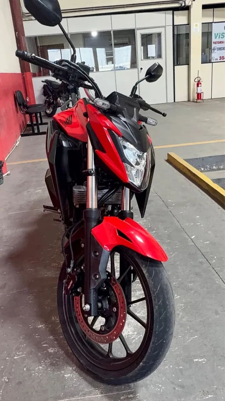 CB Twister 300 cc