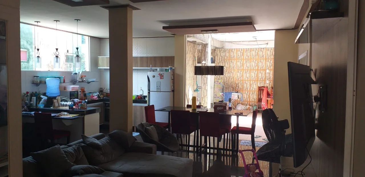 Casa em marituba.  Conjunto imperial...
