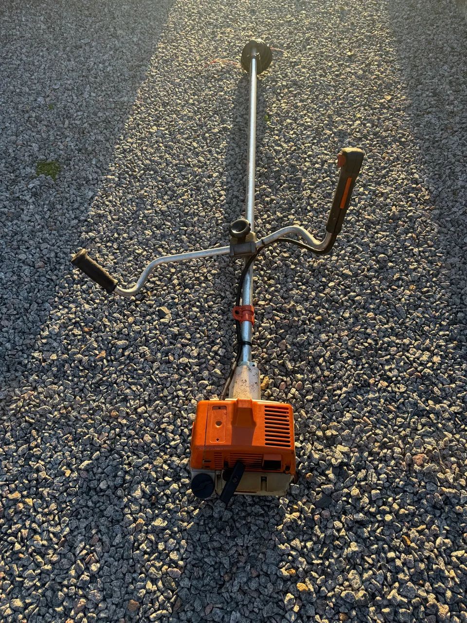 Roçadeira stihl fs220