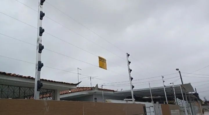 Cerca Elétrica - Alta Tensão