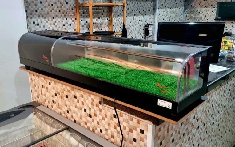 Vitrine expositora refrigerada