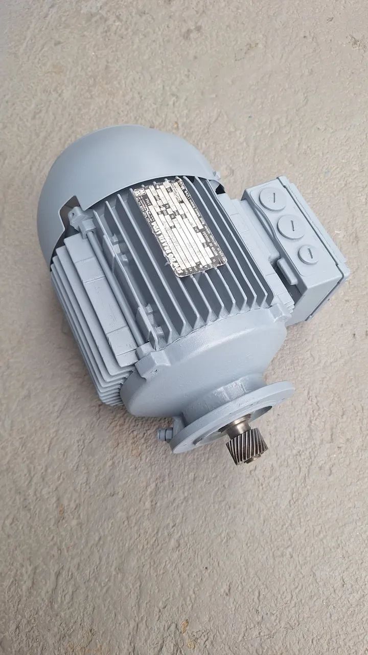 Motor elétrico trifásico 2 cv rotação: 1720. Baixa rotação - Foto 2