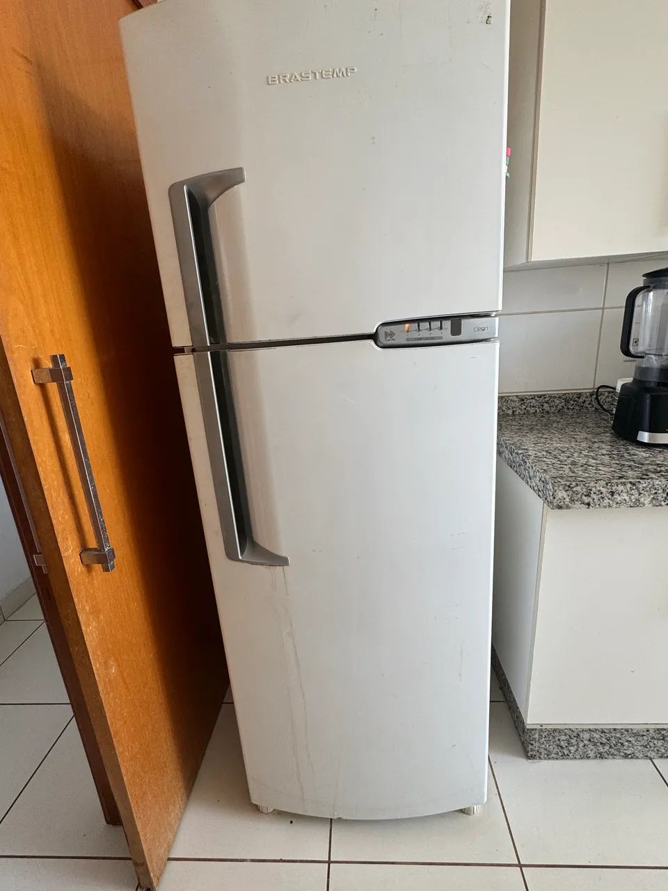 Vendo geladeira - Foto 2