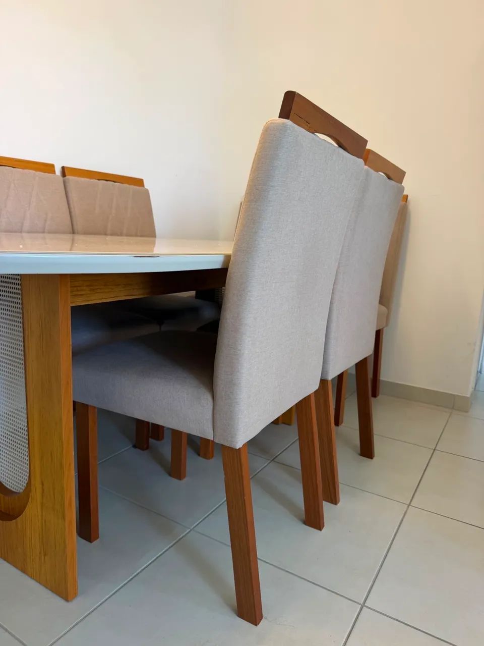 Mesa com 8 Cadeiras - Foto 3