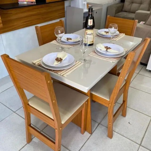Mesa de jantar 4 cadeiras mdf - Foto 2