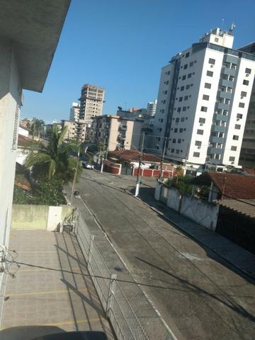 Guilhermina, 400 metros do mar, 1 quarto, estuda parcelas diretas - Foto 2