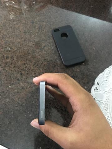IPhone 5S 32 gigas cinza espacial - Foto 5