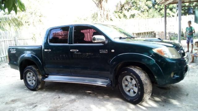 Vende- se Hilux