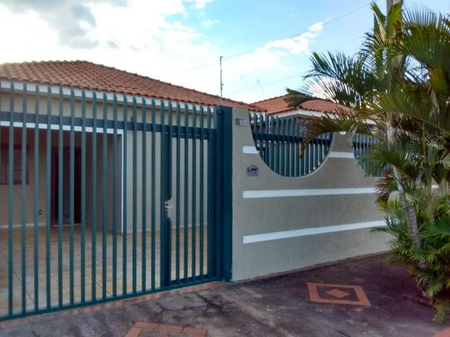 Casa à venda com 3 dormitórios em Santa cruz, Cravinhos cod:15289
