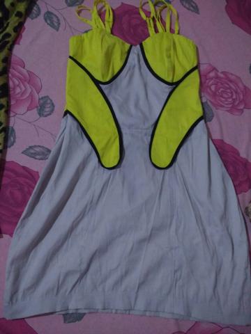 Vendo cada por 20 e 25