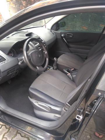 Megane 1.6 16V - Foto 6