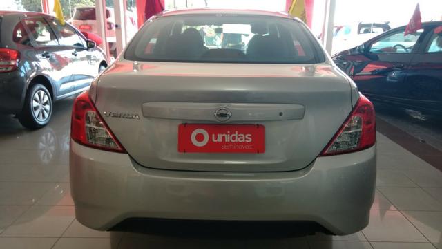 Nissan Versa Confort 1.0 12 v - Foto 4