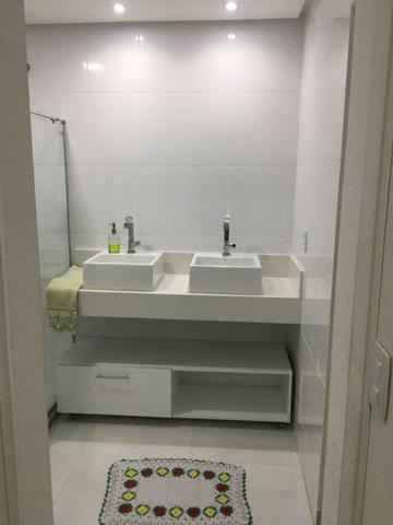 Incrível Casa 4/4, 460m², dois andares, em Alphaville II! Oportunidade única! - Foto 19